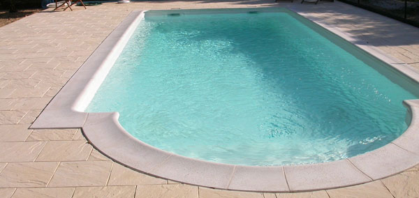 Création piscine béton dans la Charente